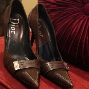 Spectacular Suede Dior Pumps With 4" Heel 💋